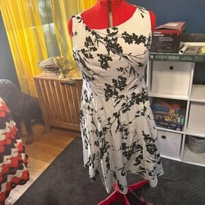 Black and white 50s style